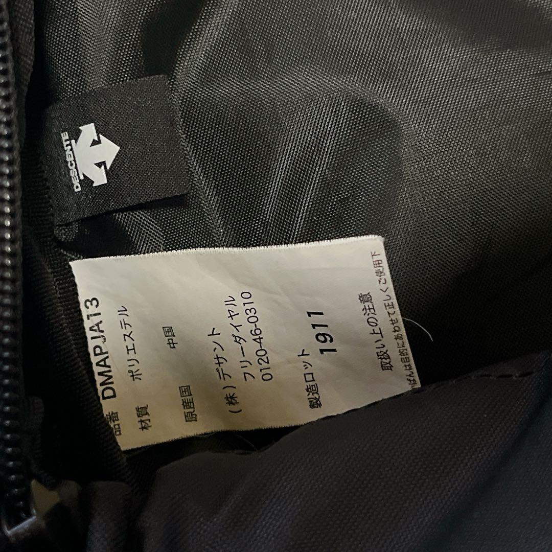 極美品　DESCENTE デイパック バックパック リュック 黒