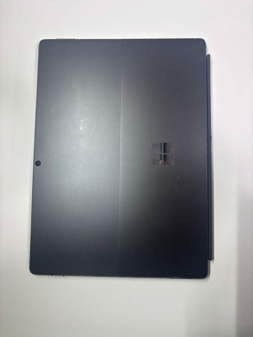 Microsoft Surface Pro 8 本体 + キーボード