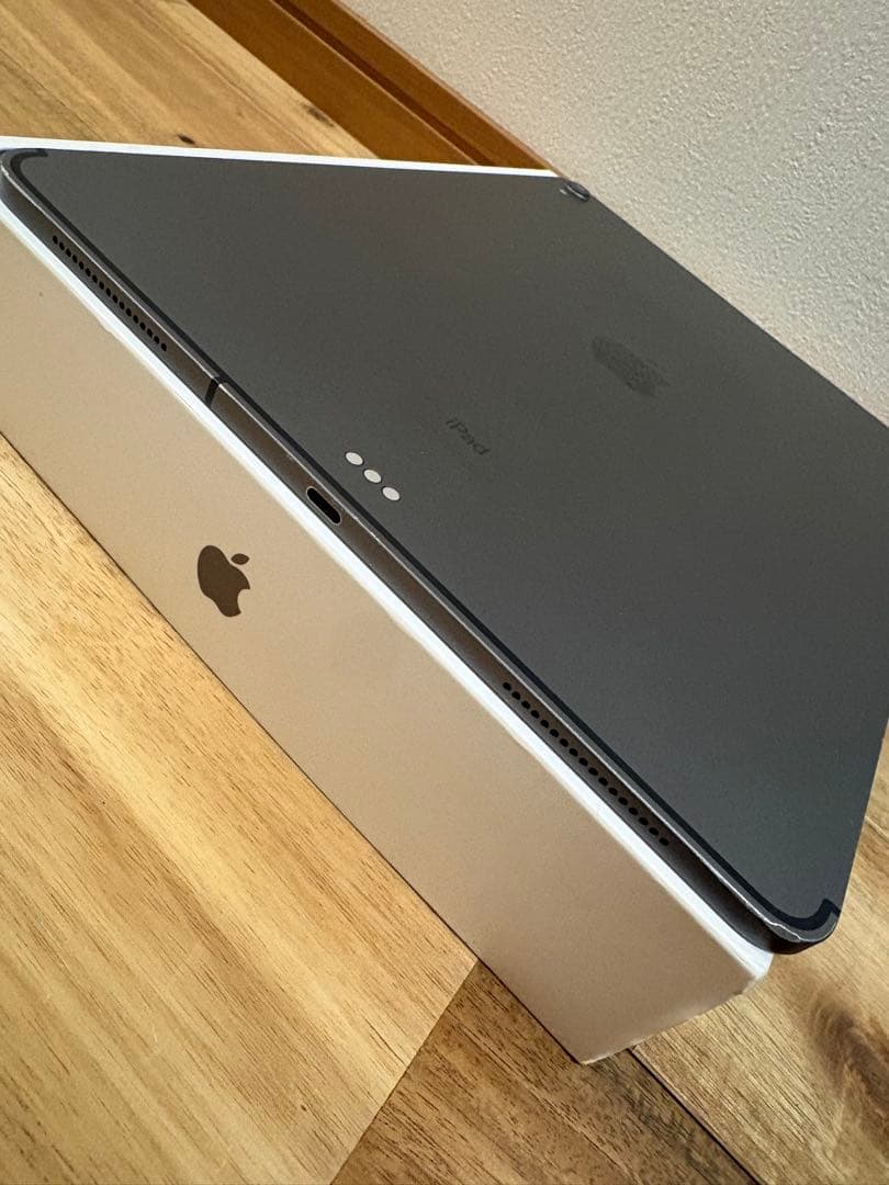 iPad Pro 12.9インチ/3世代/64GB/wifi/セルラー