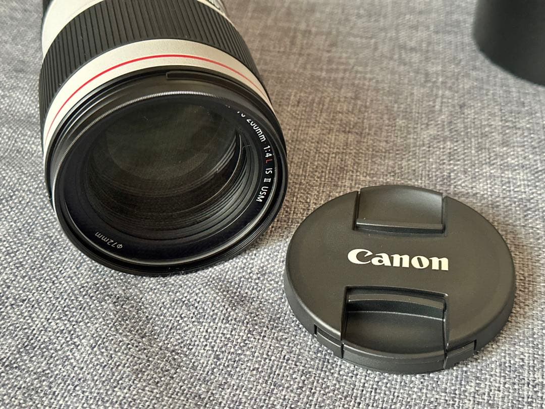 EF70-200mm F4L IS II USM 5月新品購入の美品