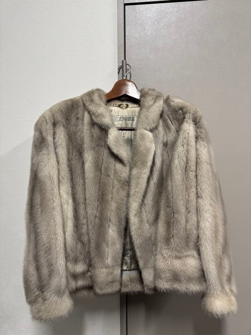 EMBA エンバ ミンク 毛皮 ジャケット コート グレー系 ※内側に刺繍あり