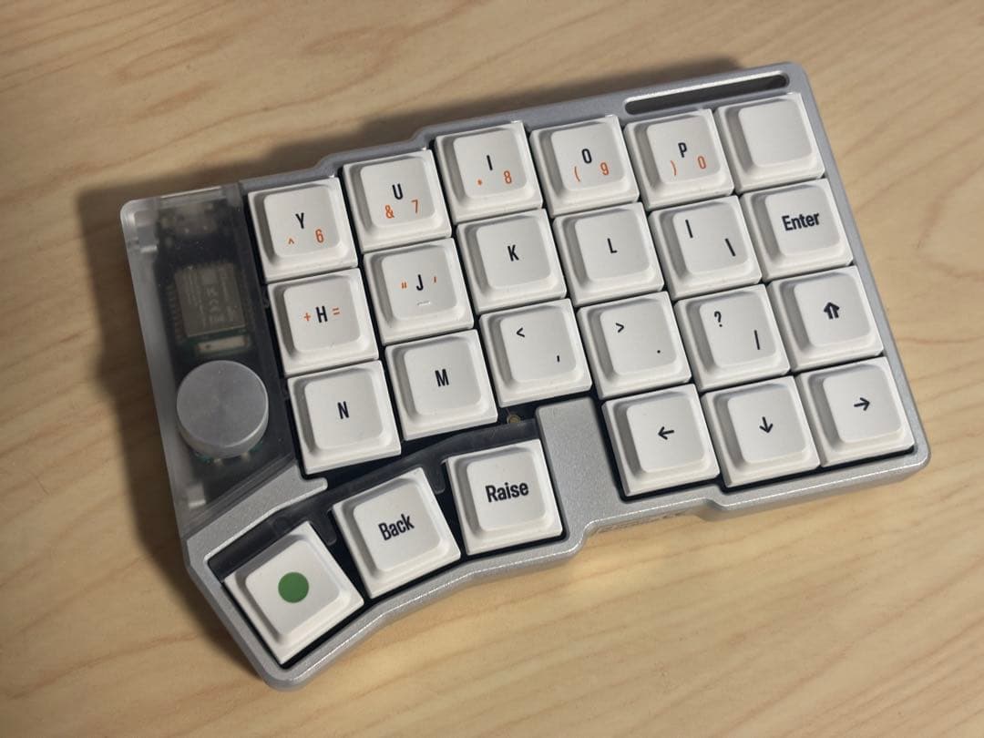 Cornix LP 分割型キーボード