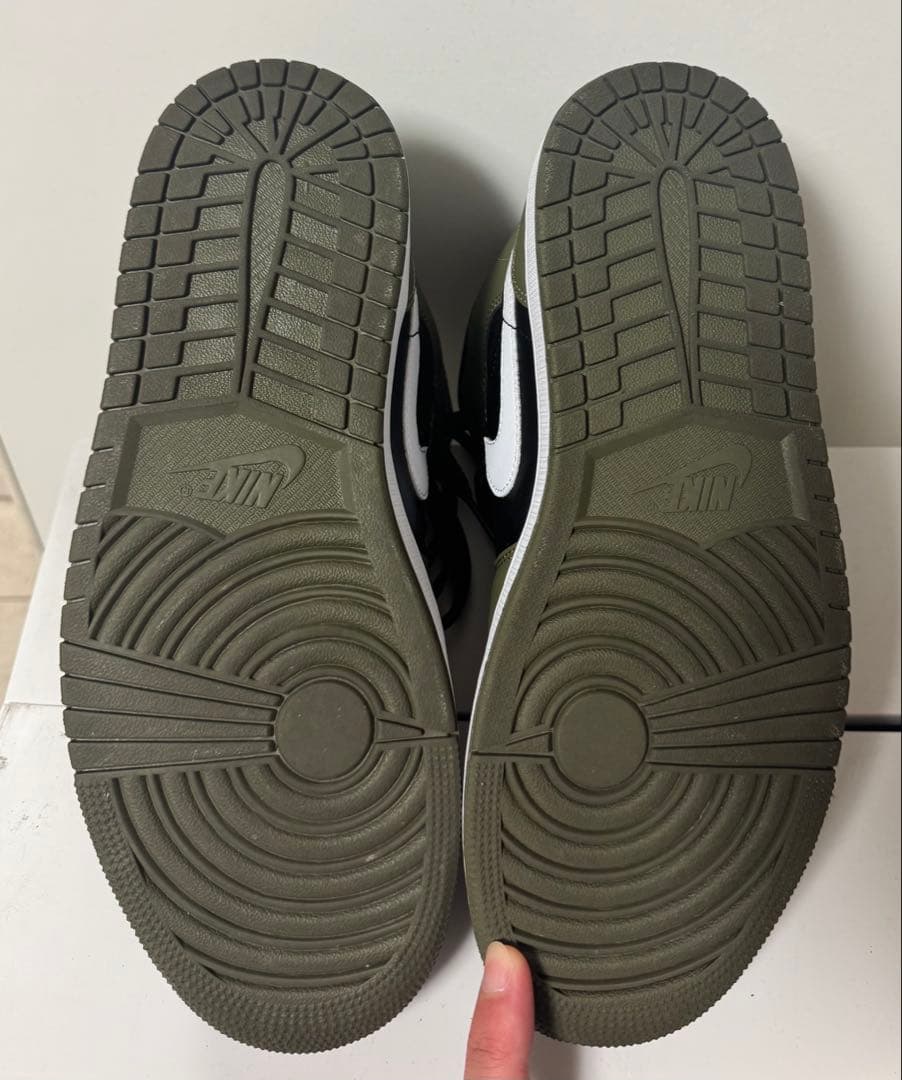 Air Jordan ジョーダン ミドル　オリーブ/ブラック