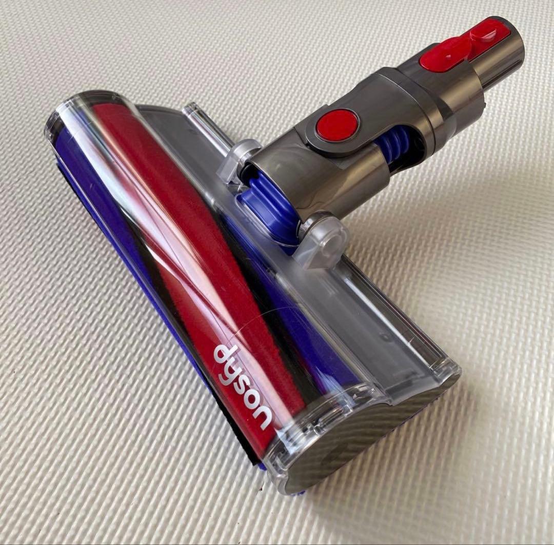 値下げ‼️ ダイソンv8fluffy sv10コードレスクリーナー掃除機送料無料