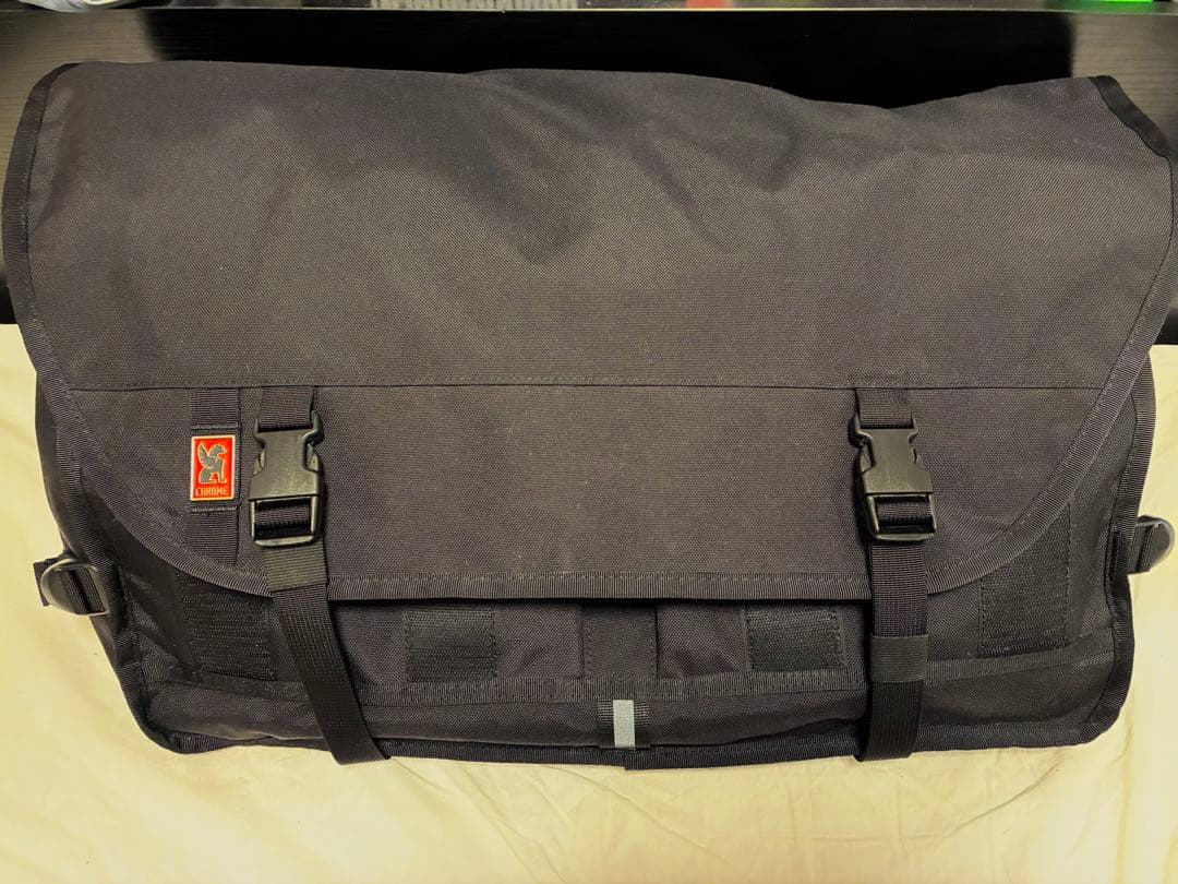 CHROME メッセンジャーバッグ BERLIN MESSENGER