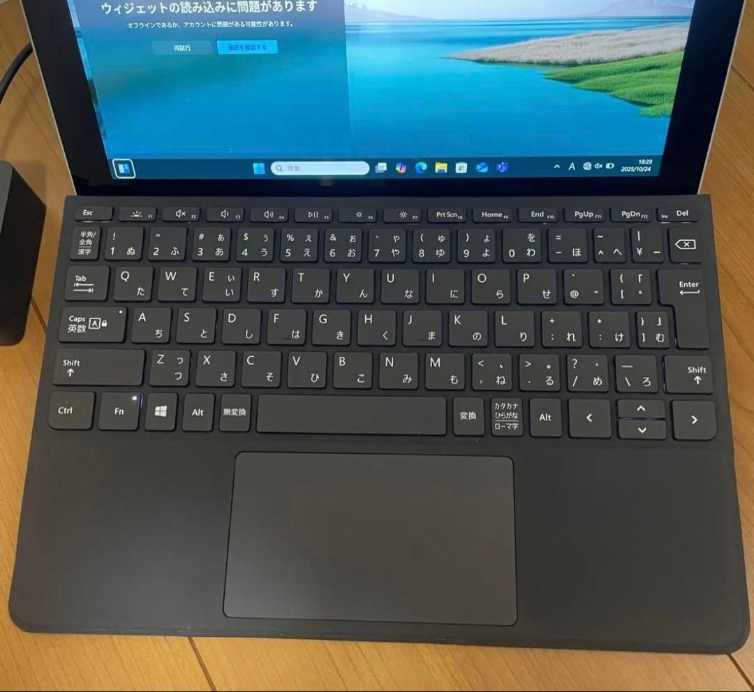 m*n様 【超美品】Surface Go 初代★Pentium/4GB/64GB
