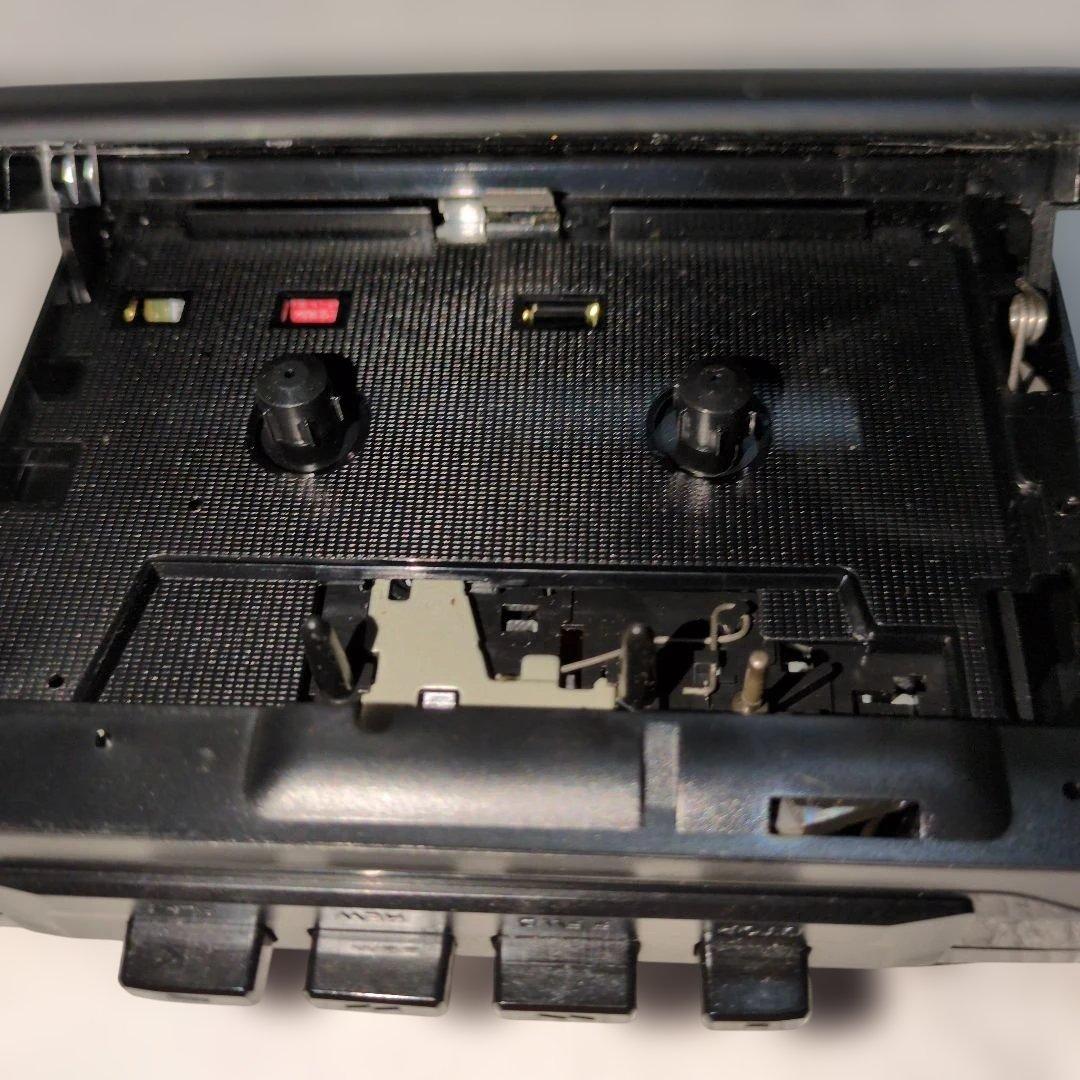 AIWA HS-P15 カセットプレーヤー SUPER BASS 45年経ても