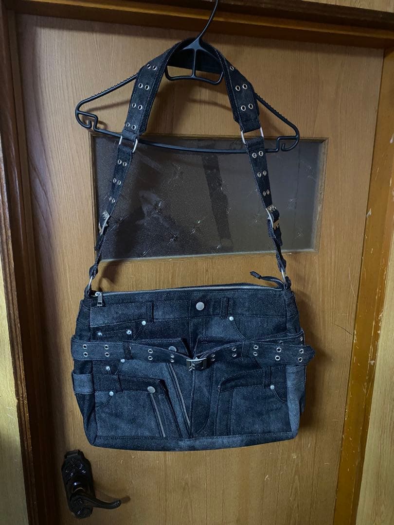 【美品】GRANCY クレイジーレイヤードデニムパンツデザインショルダーバッグ
