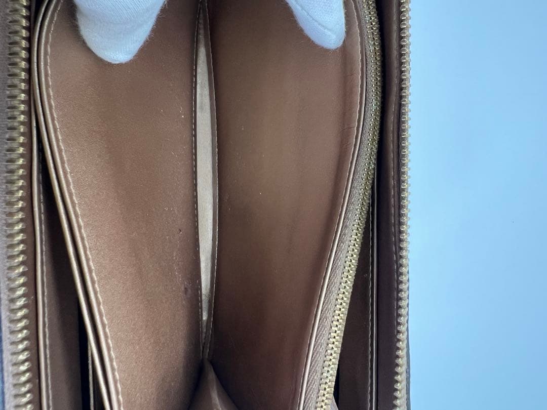 ルイヴィトン　ヴェルニ　ジッピーウォレット　財布