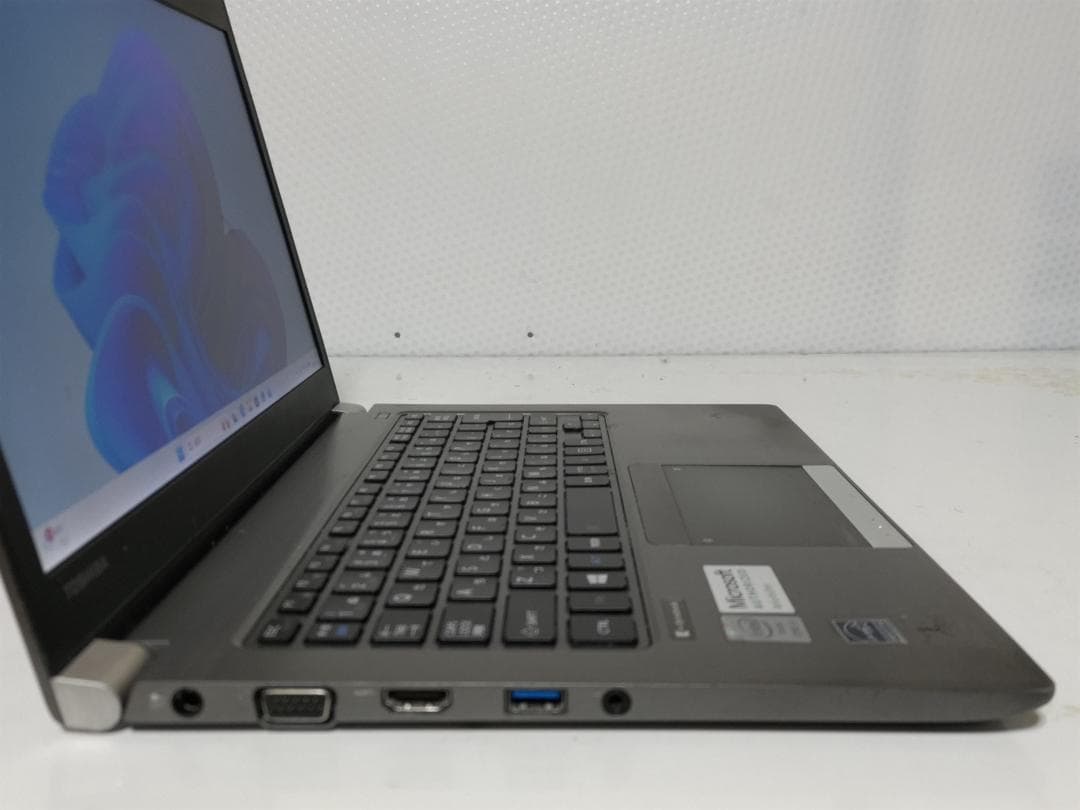 お買得！！東芝 dynabook 8GB SSD 128GB Win11★E6