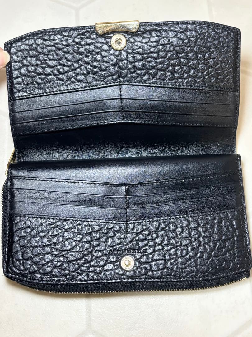 箱，保存袋付き！バーバリー 長財布 ブラック レザー BURBERRY