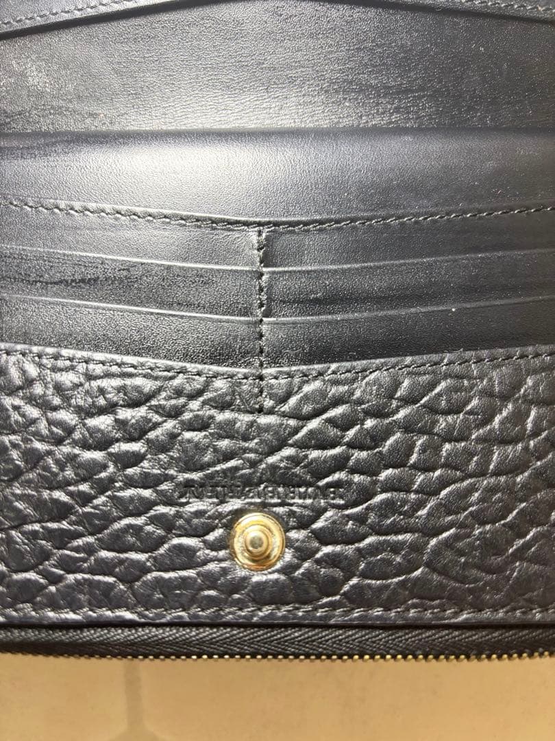 箱，保存袋付き！バーバリー 長財布 ブラック レザー BURBERRY