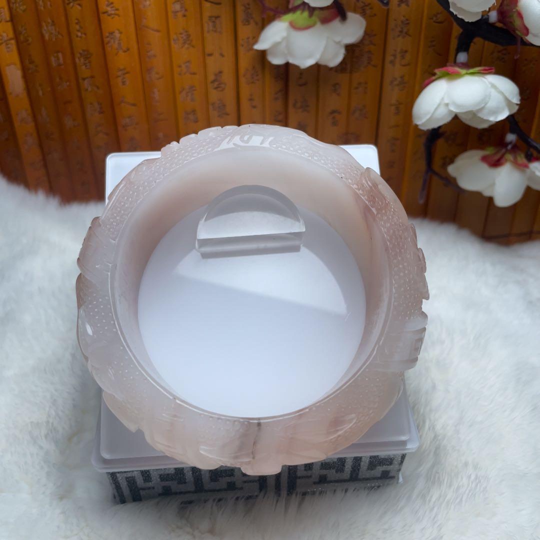 （62.5mm）天然石無処理【✨精品彫刻 梅蘭竹菊】 石英岩玉 パワーストーン