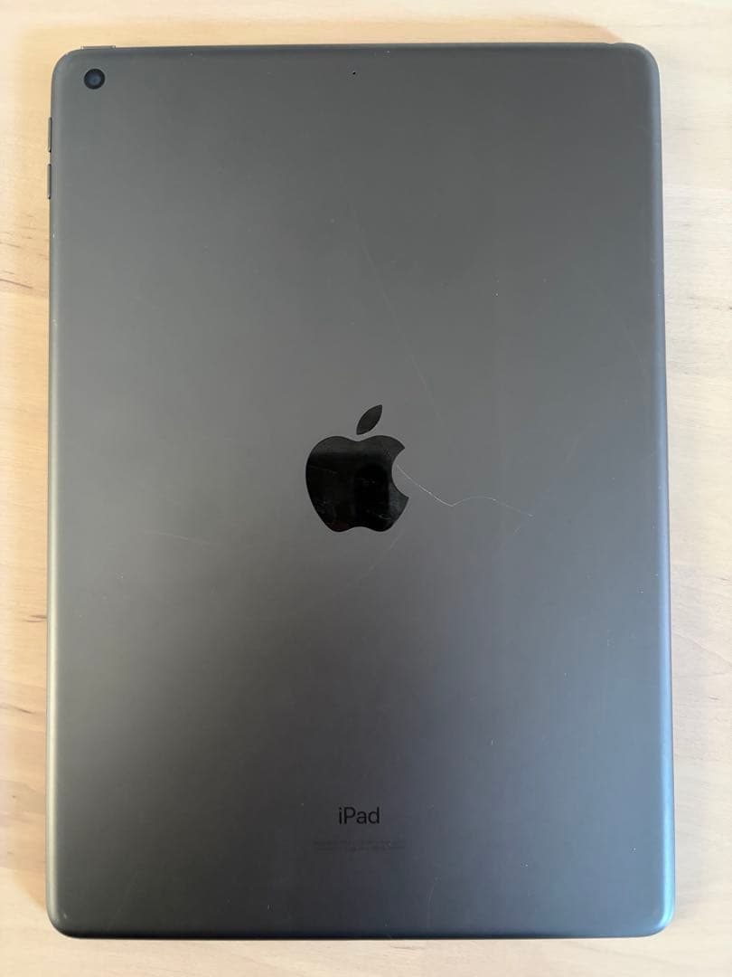 iPad (第8世代) スペースグレー 128GB + Smart Folio
