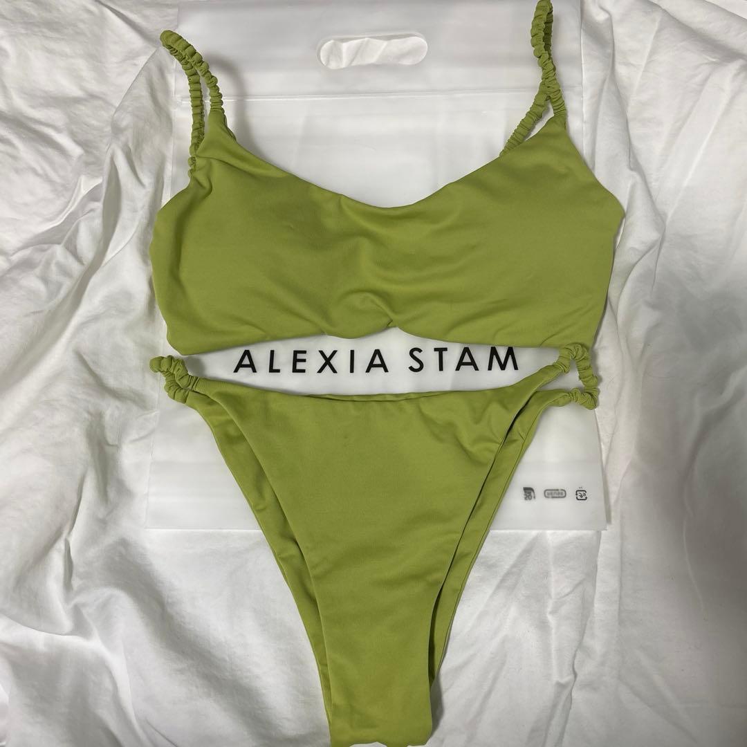 アリシアスタン　上下セット