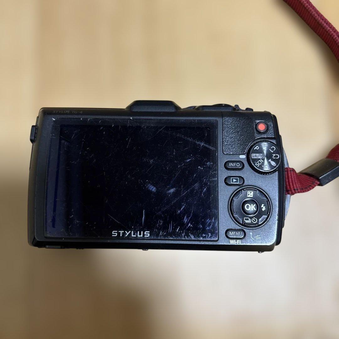 Olympus Tough TG-4 コンパクトデジタルカメラ