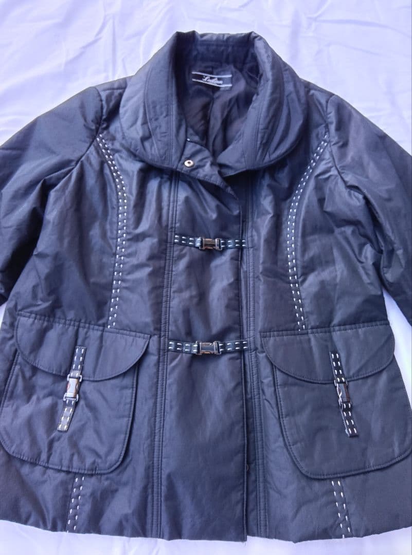 未使用　レリアン　ファー付きブラックコート　ジャケット