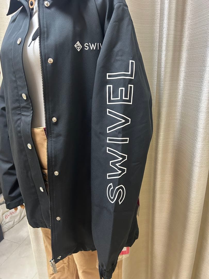 【新品】スノーボードウェアセット（ジャケット、パンツ、靴下）