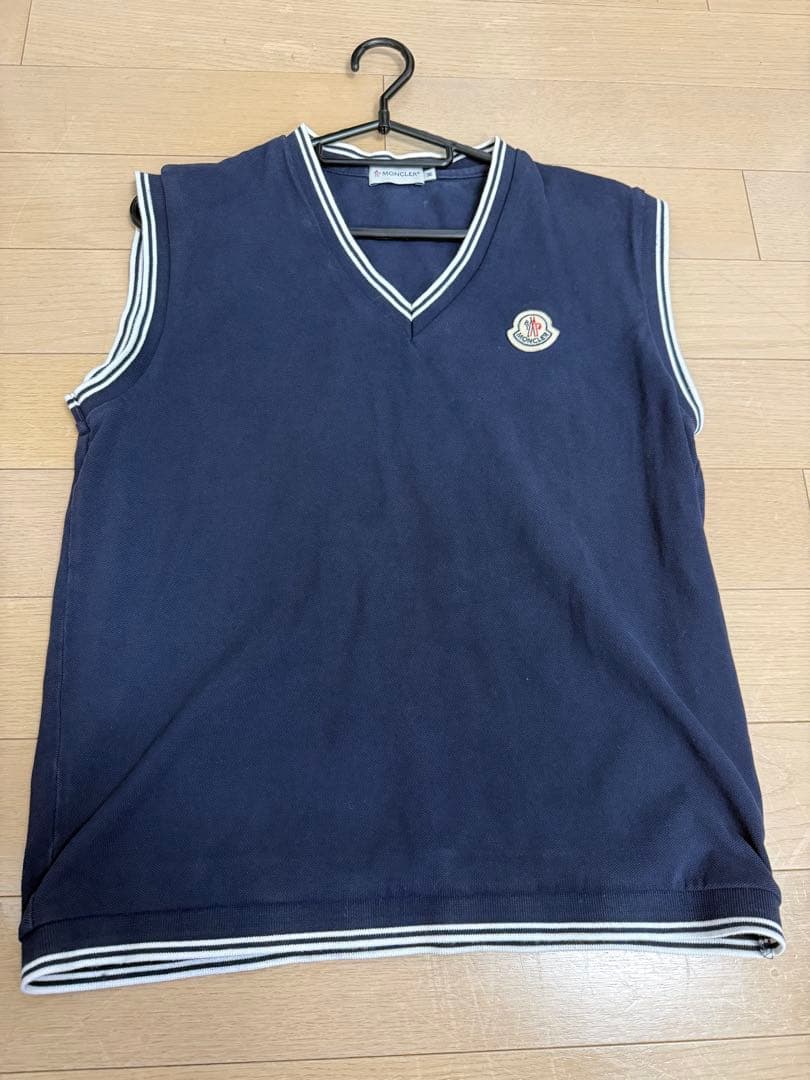 【美品】 MONCLER 正規品 Vネック ベスト ニット タンクトップM
