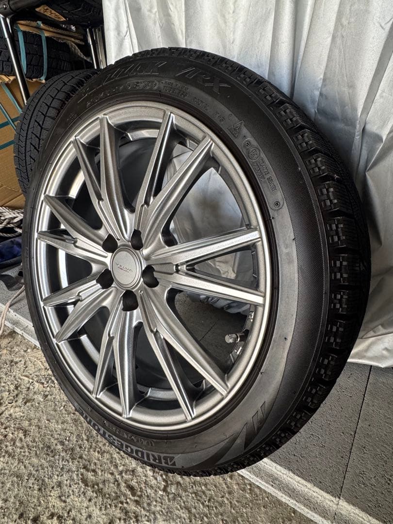 【値下げ】トヨタ86 Brembo対応ホイール&スタッドレス215/45R17