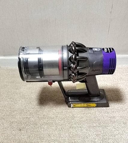 【極美品＆動作品】dyson コードレスクリーナー ダイソンV10 SV12