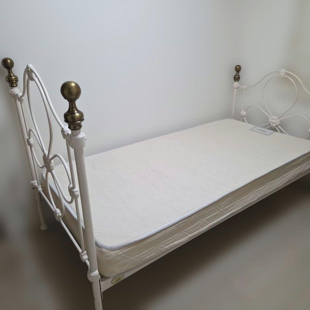 【1/12まで】ローラアシュレイ シングルベッド フレーム&マットレス