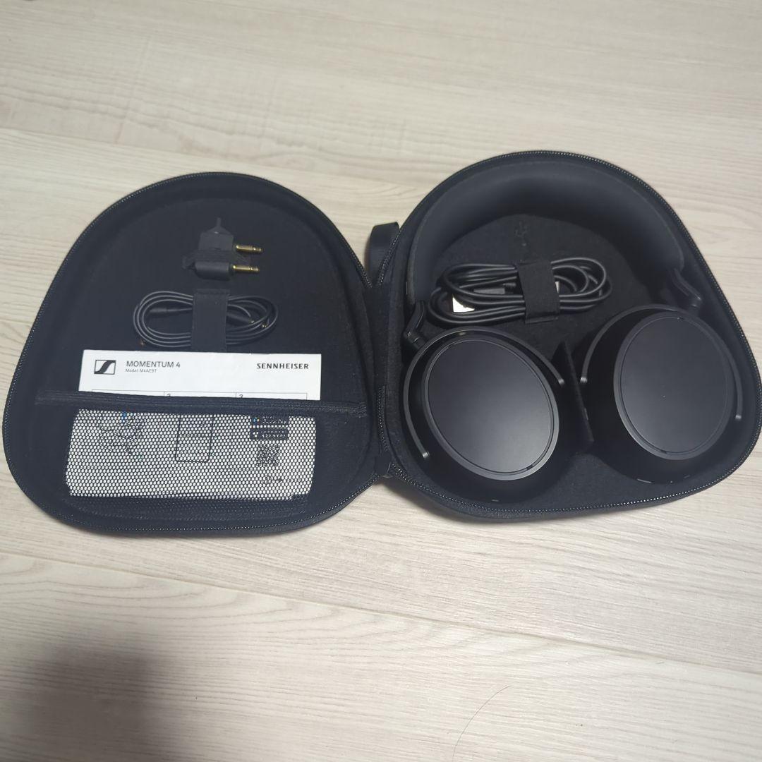 ヘッドホン Sennheiser MOMENTUM 4 Wireless black