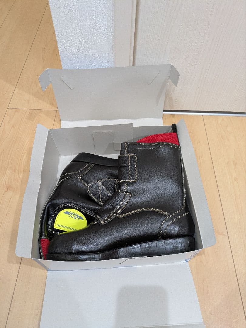 m*a様 舗装用安全靴 HSK