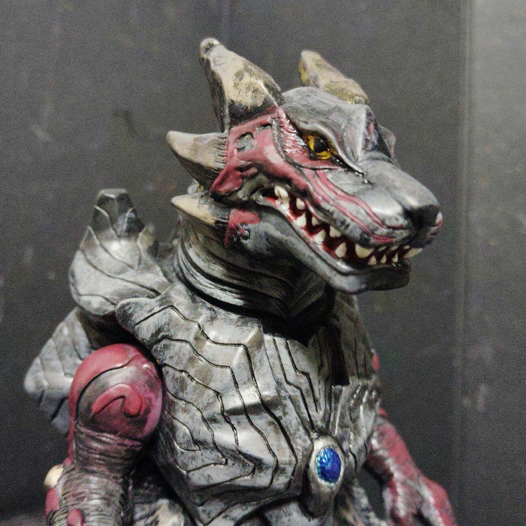 上野淳子ウルトラ怪獣旧型絶版ソフビ