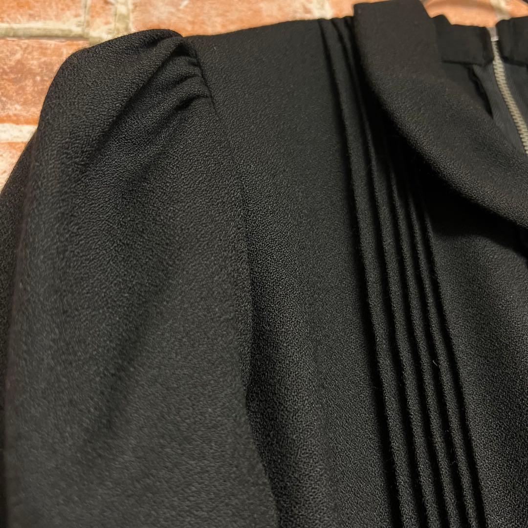 (極美品)シーバイクロエ　ピンタックワンピース　パフスリーブ　ベルト付き　丸襟