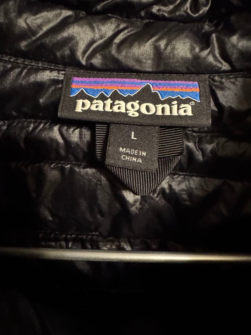 パタゴニア　ダウンベスト　アウトドア