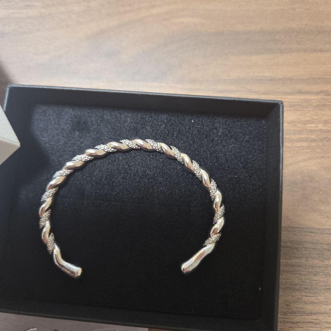 YUKARIS バングル　小さな幸せ　シルバー925