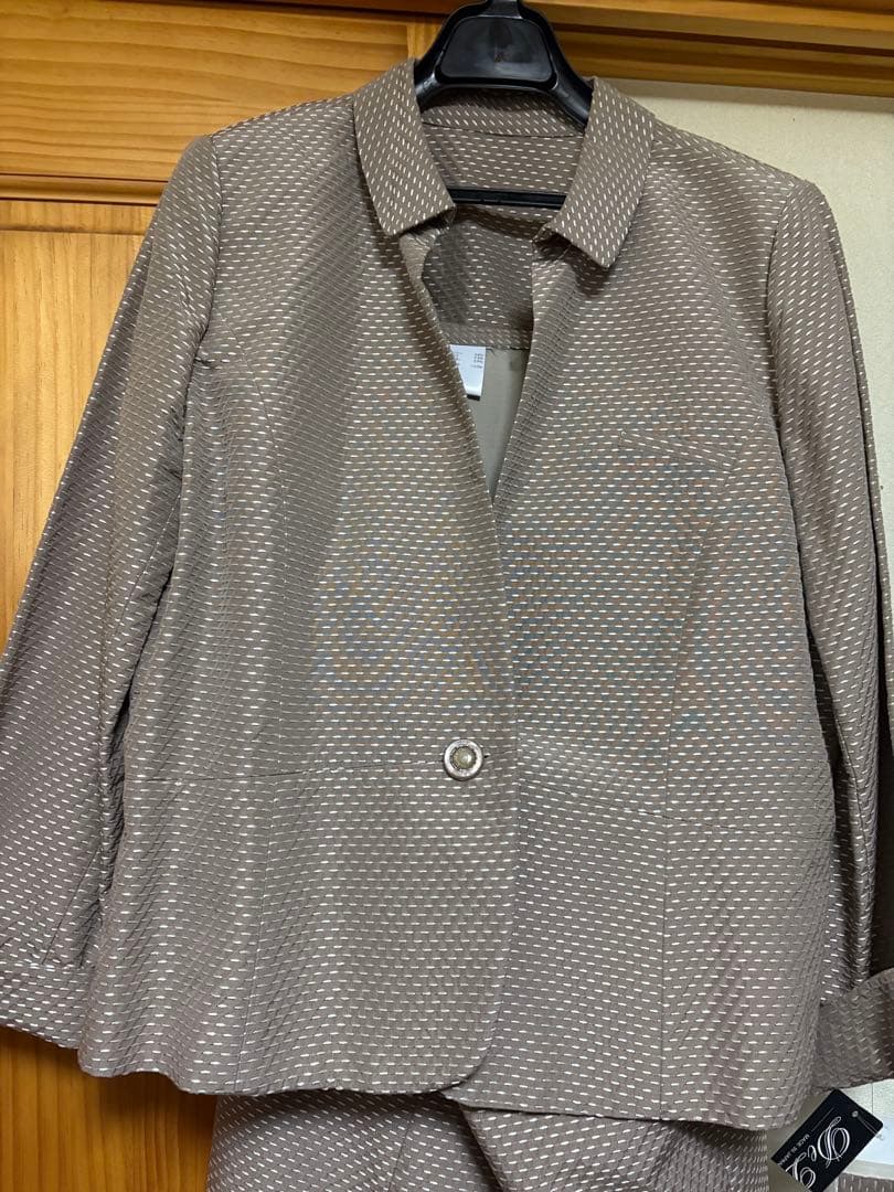 レリアンスーツ　お値下げ中