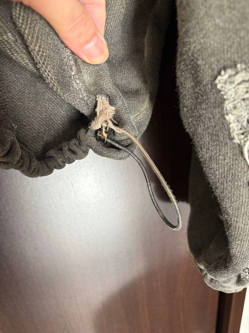 24ss THUG CLUB サグクラブ ダメージ加工 クルーネック スエット