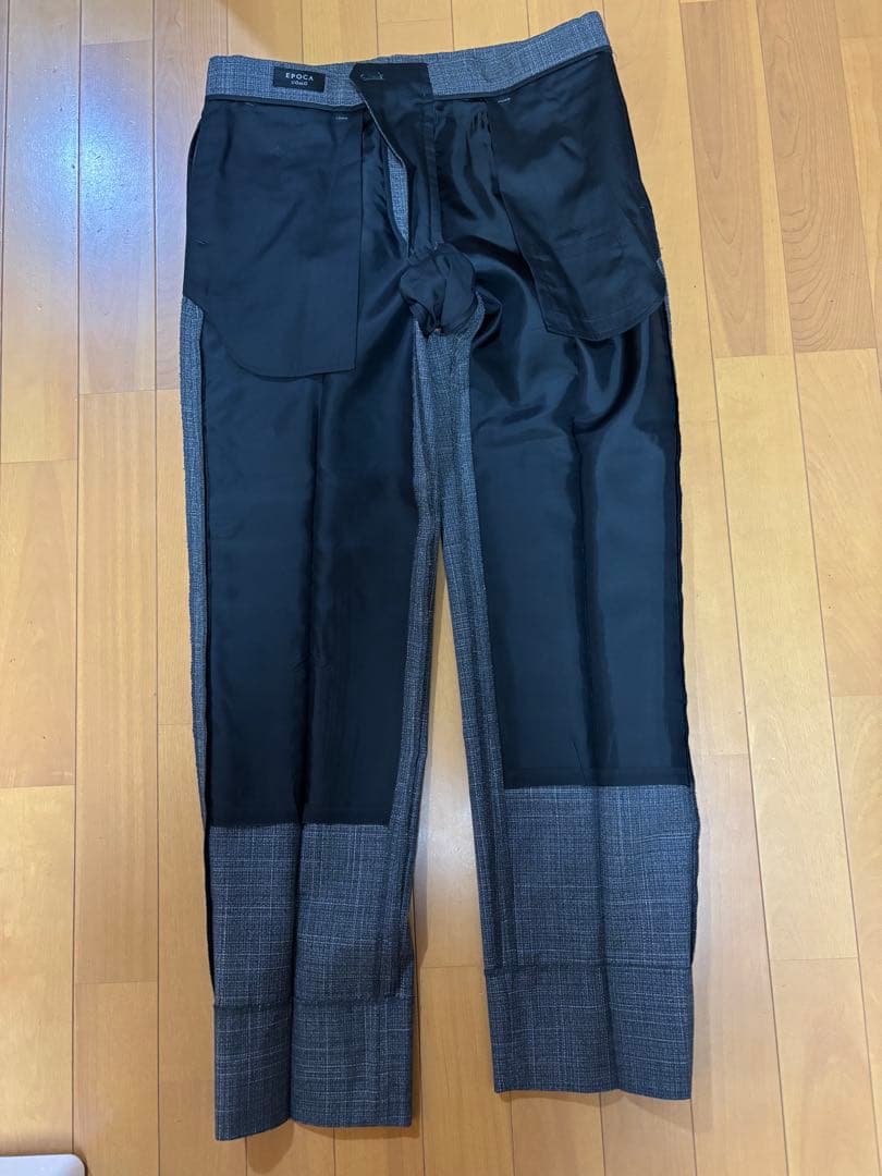 【値下げ】エポカウオモ　セットアップスーツ　サイズ46 グレー　いい柄です