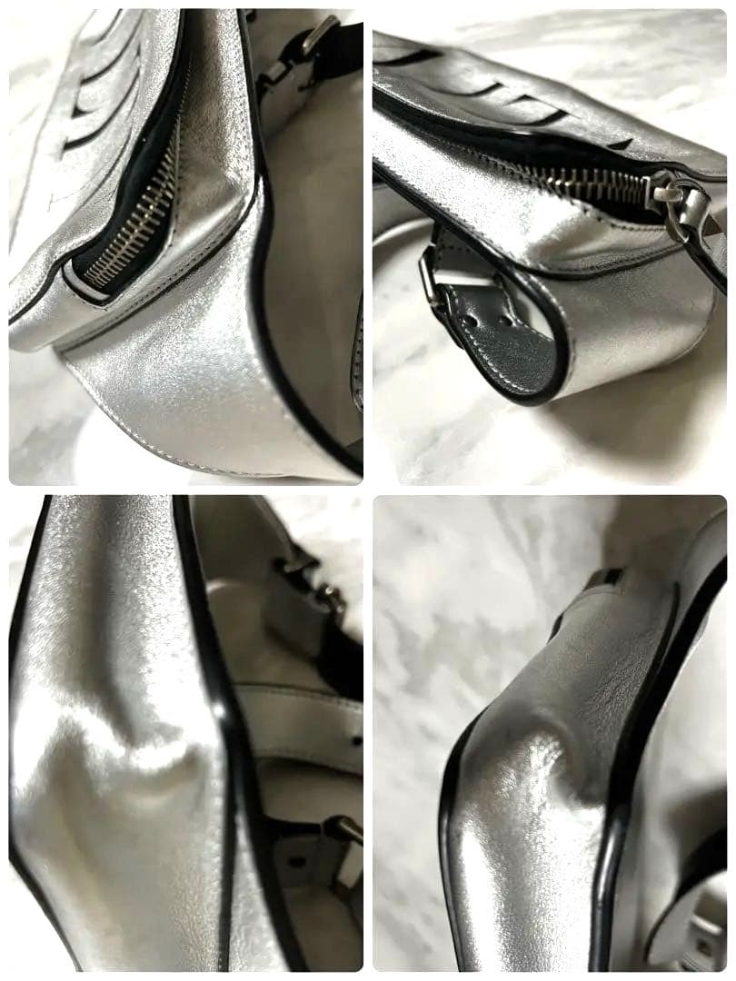 VALENTINO ヴァレンティノガラヴァーニ　シルバー ボディバッグ VLTN