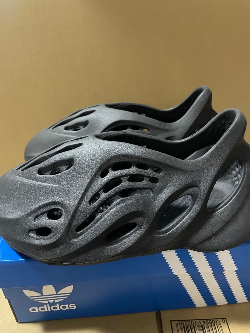 靴 adidas YEEZY Foam Runner 23.5cm