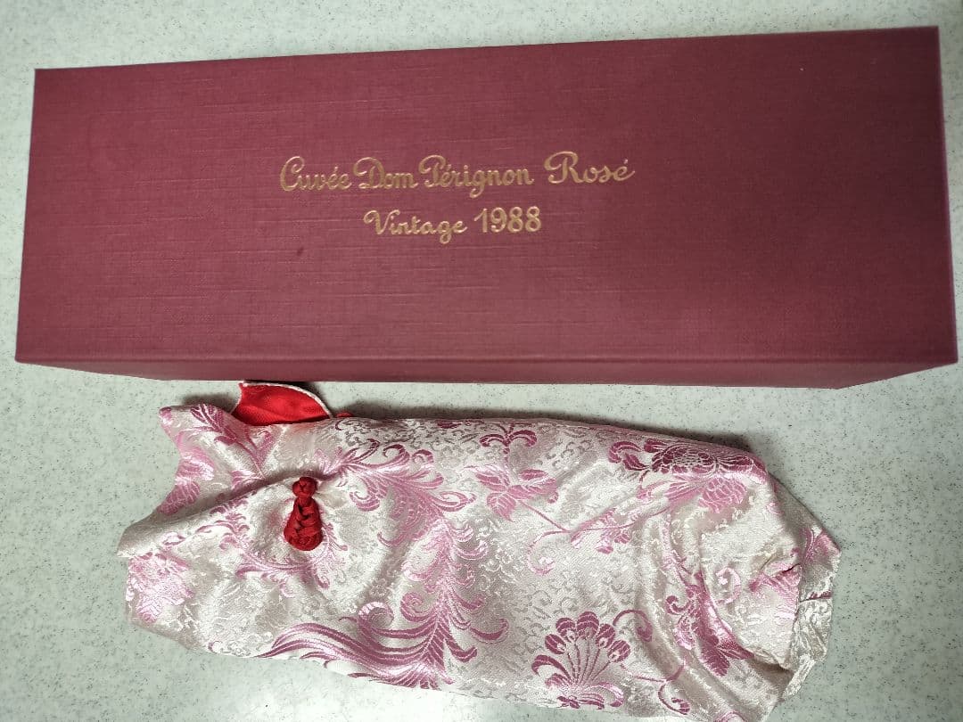 希少★ドン・ペリニョン 【ロゼ1990】