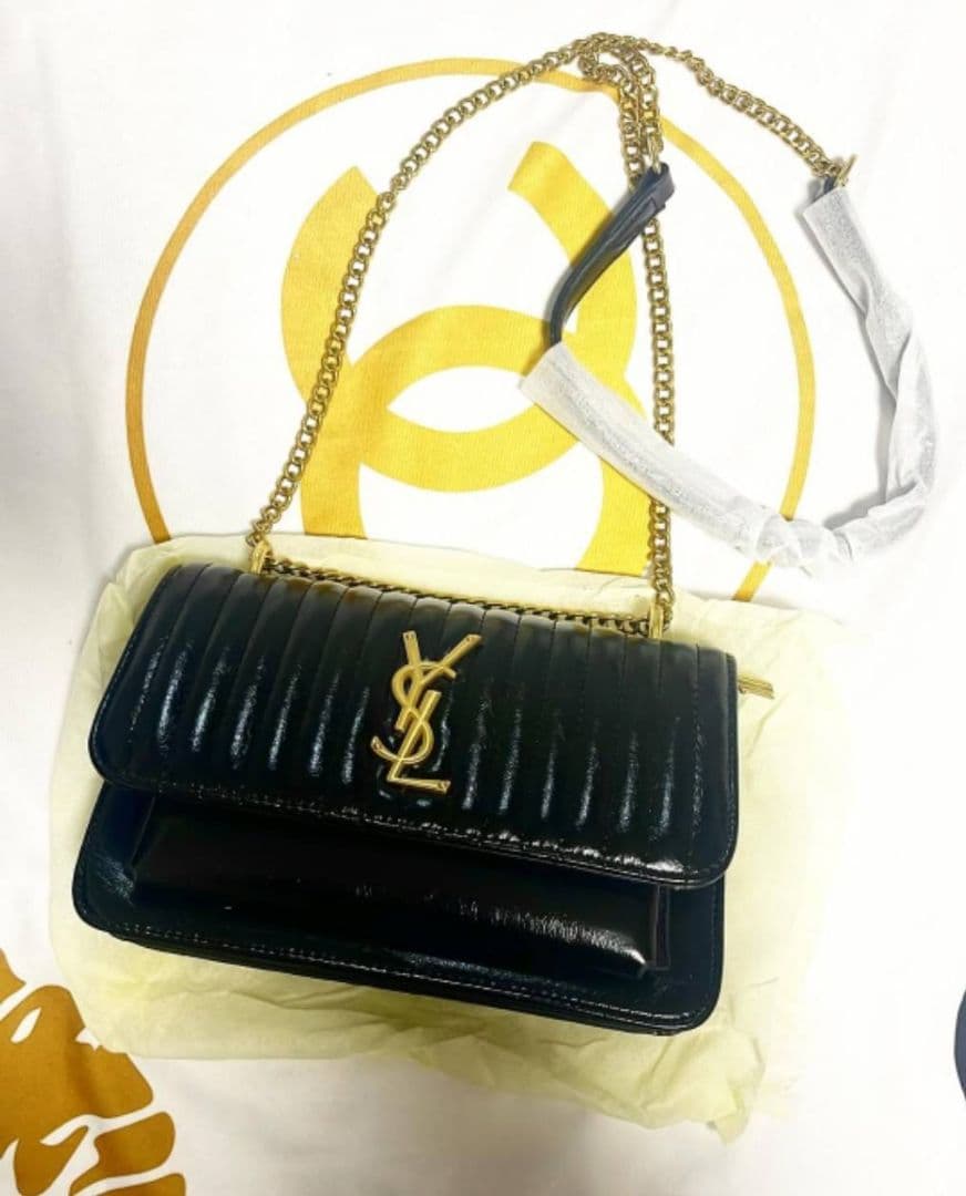 新品‼️YVES SAINT LAURENT ショルダーバック♡ノベルティ