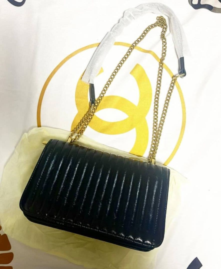 新品‼️YVES SAINT LAURENT ショルダーバック♡ノベルティ