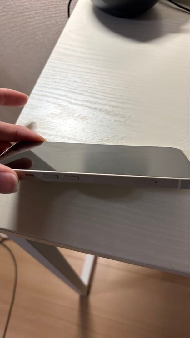 Apple iPhone 13 ホワイト 本体 カメラ破損