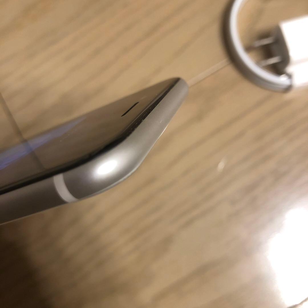 美品　iPhone SE 第2世代