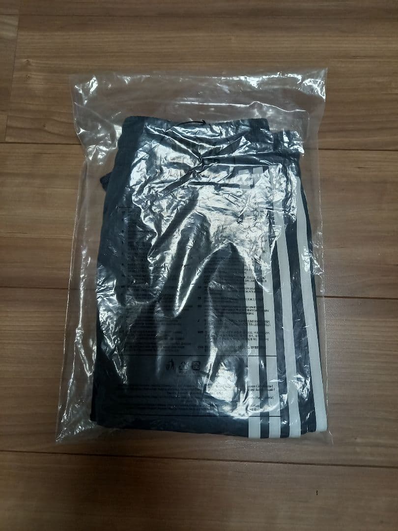 新品　レース トリム スリーストライプス ショーツ ショートパンツ　S