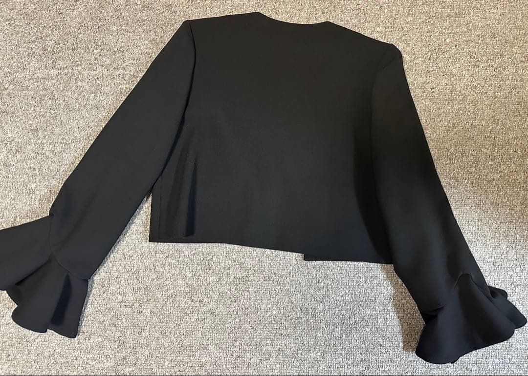 ⭐️値引き⭐️YOKOCHAN ヨーコチャン　ノーカラージャケット フレアスリーブ