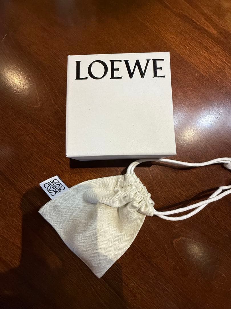 jasmine♡ 専用LOEWE ロエベ　ダイス　チャーム　シルバーカラー
