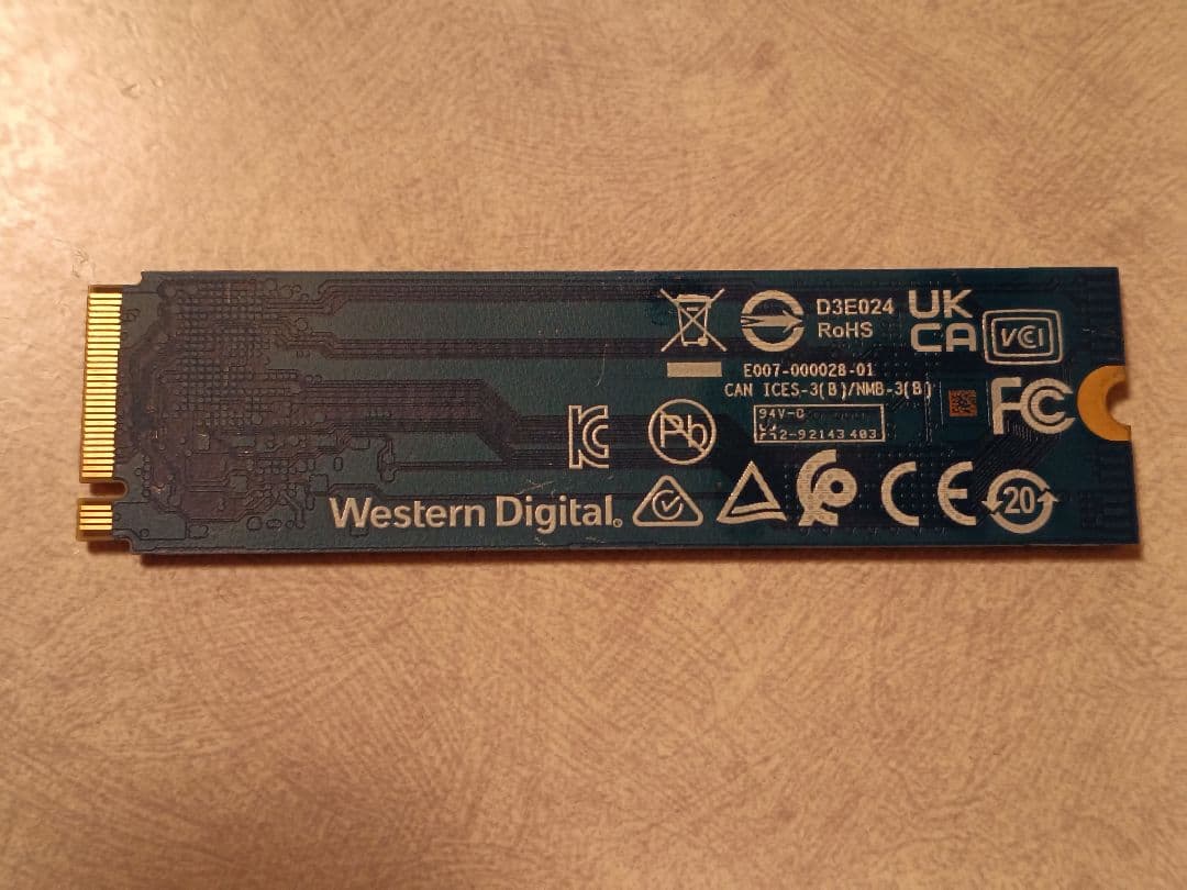 【値下げ】WD Blue SN570 500GB NVMe M.2 SSD