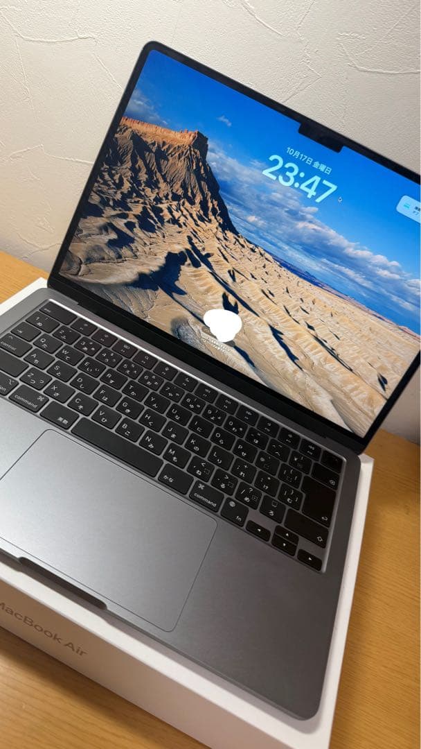 MacBook Air M2 (2022)スペースグレー 13.6インチ