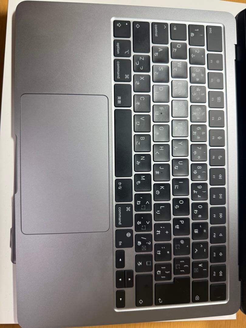 MacBook Air M2 (2022)スペースグレー 13.6インチ