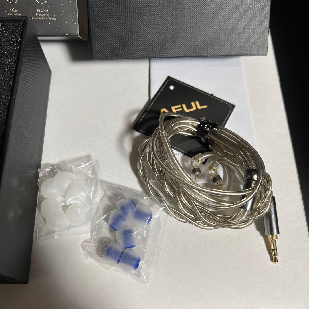 最終値下　美品　AFUL EXPLORER 1DD➕2BA 15326円