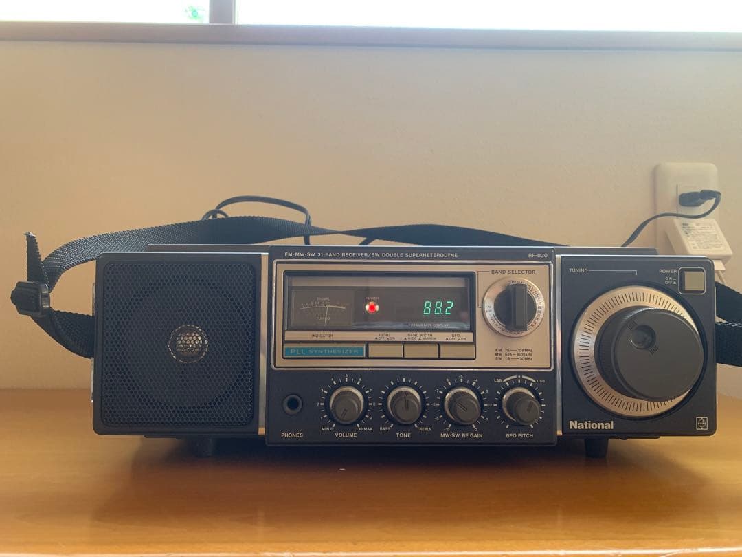 National RF-B30 ラジオ FM-AM 31バンド